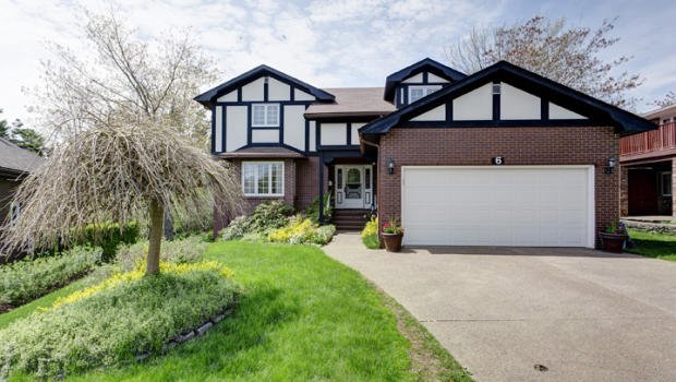 House for Sale in Dartmouth Nova Scotia
